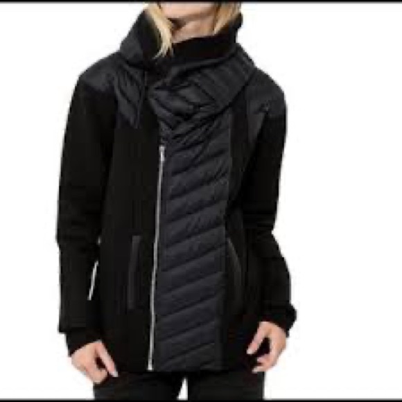 Kit and Ace Tops - Kit and Ace Liberty down wrap sweatshirt. Black. Size 6.